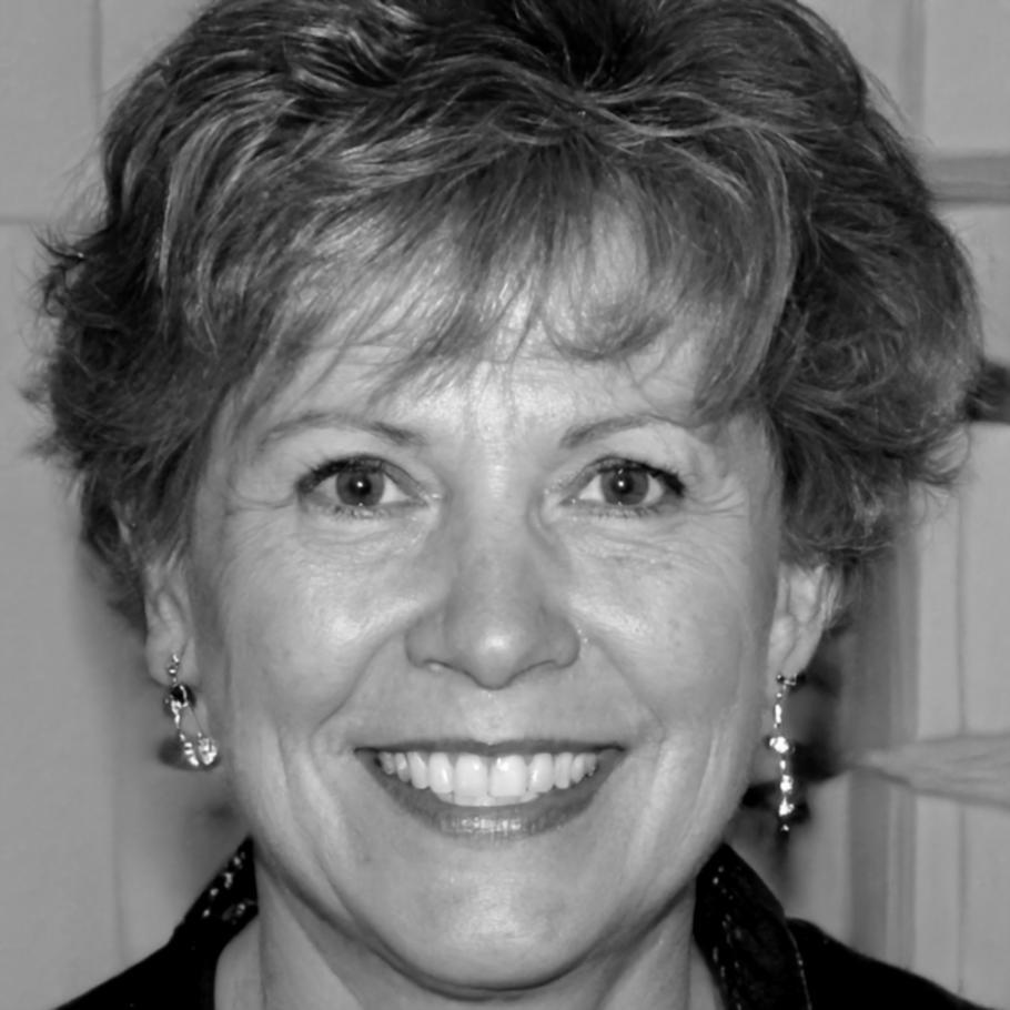 Freya Tomlinson portrait photo